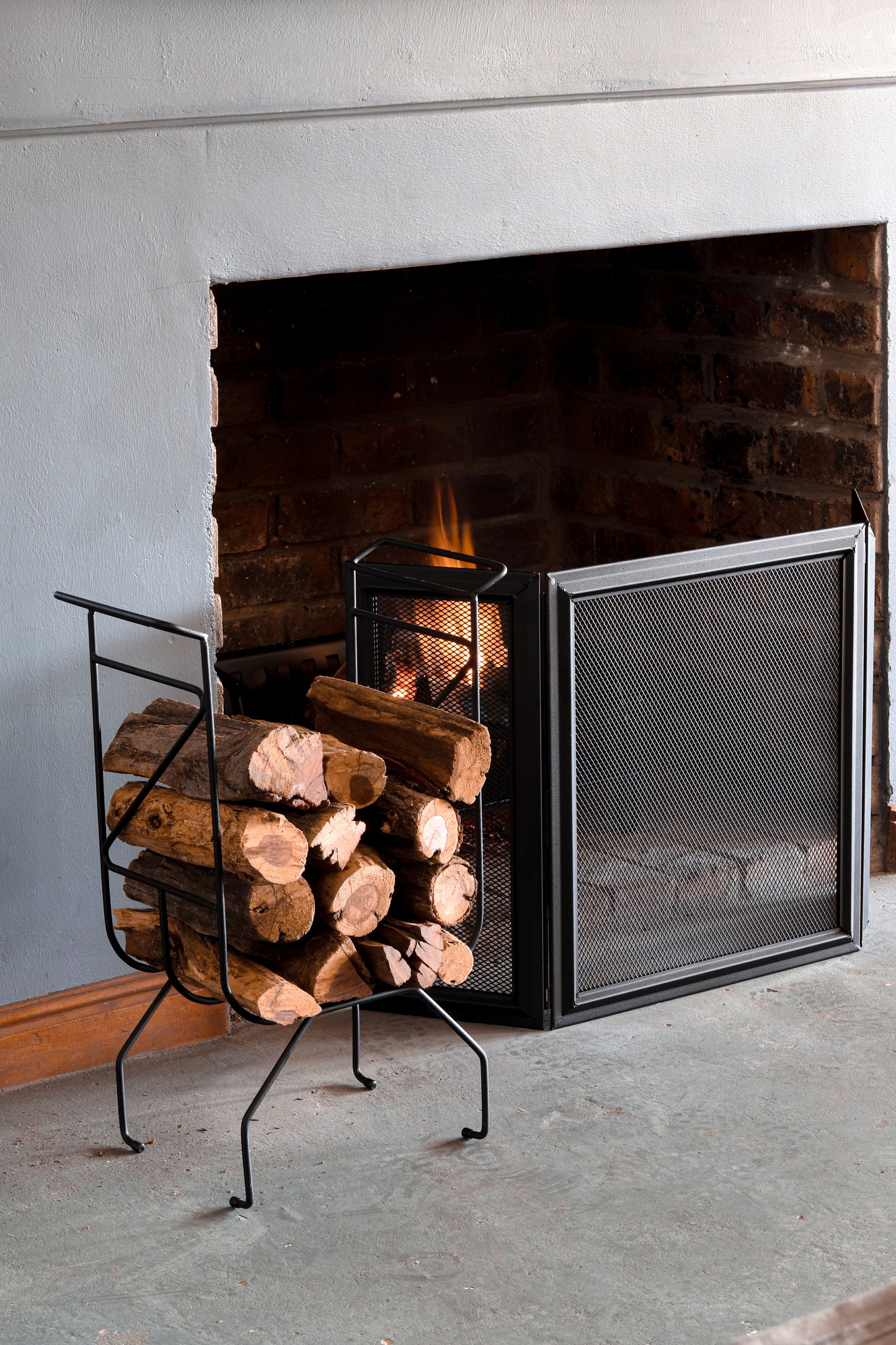 Braai / Fireplace Log Stand